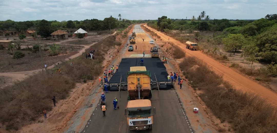 1761121828482687.jpg 1761121828482687.jpg